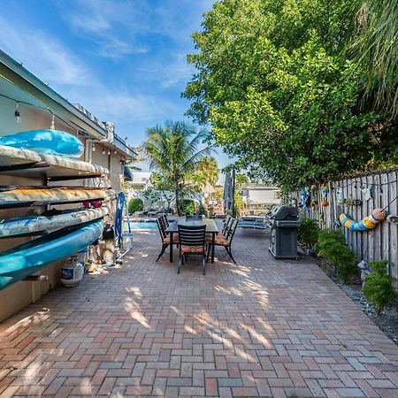 4 Bd Near Beach Spacious Solar Heated Pool Waterfront Home ポンパノビーチ エクステリア 写真