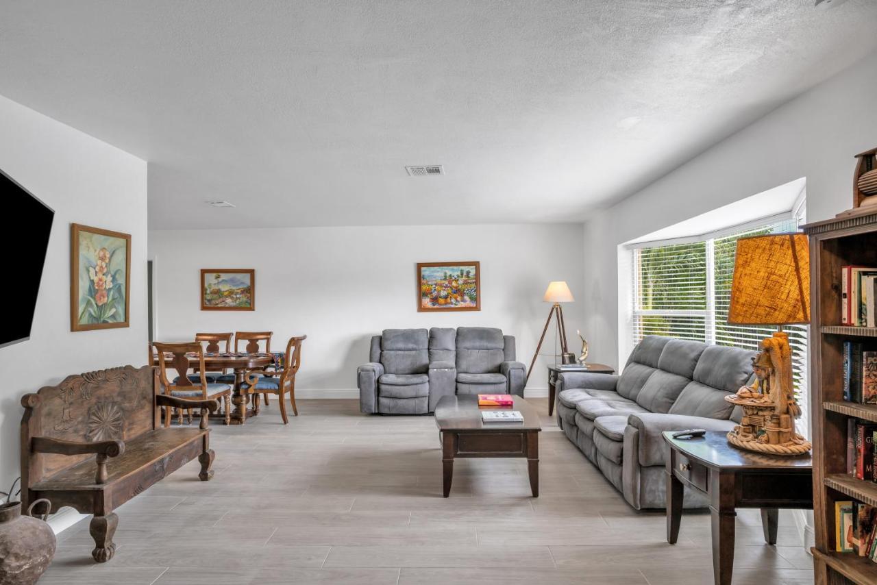 4 Bd Near Beach Spacious Solar Heated Pool Waterfront Home ポンパノビーチ エクステリア 写真
