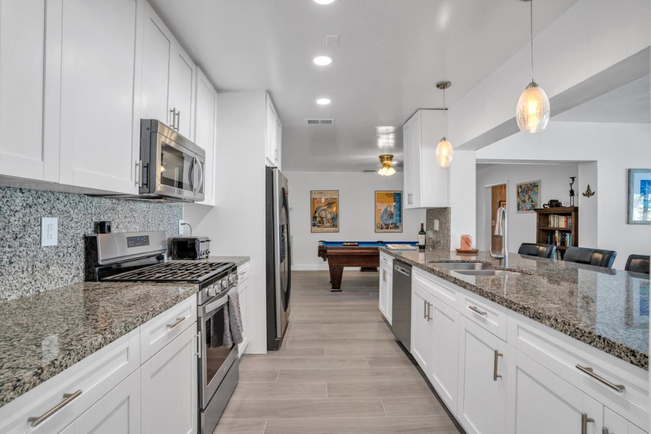 4 Bd Near Beach Spacious Solar Heated Pool Waterfront Home ポンパノビーチ エクステリア 写真