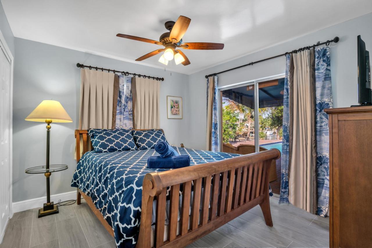 4 Bd Near Beach Spacious Solar Heated Pool Waterfront Home ポンパノビーチ エクステリア 写真