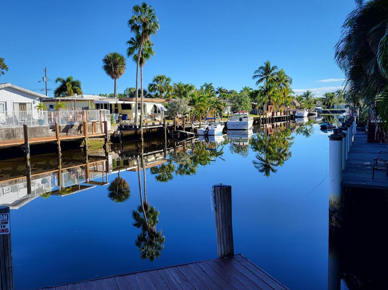 4 Bd Near Beach Spacious Solar Heated Pool Waterfront Home ポンパノビーチ エクステリア 写真